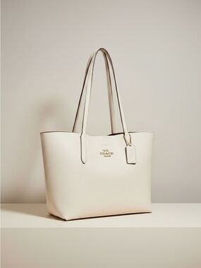✨ Coach City Tote Chalk White Oxblood Gold Hardware EUC